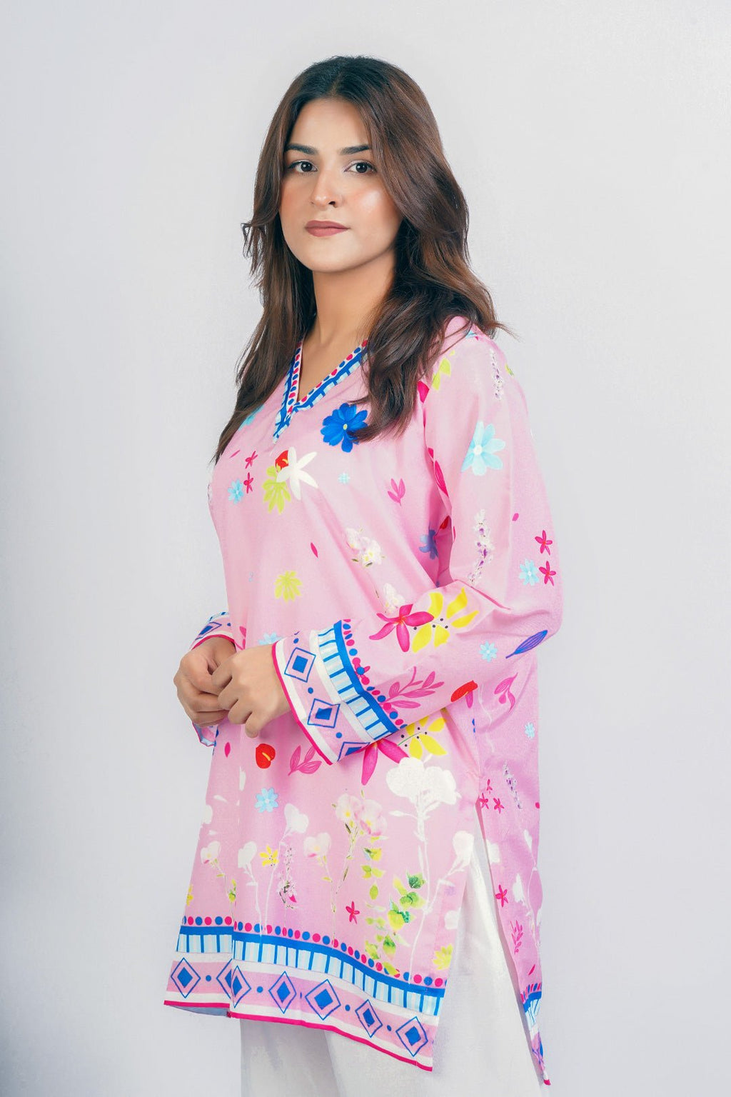 Blossom Bliss - Musa & Mani