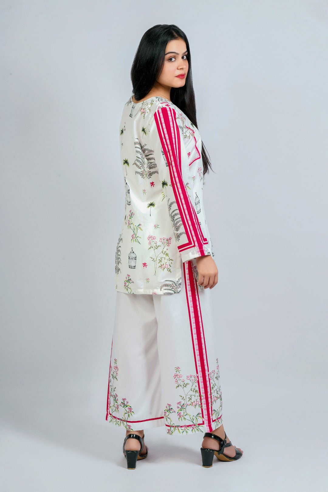 Floral Cage - Musa & Mani