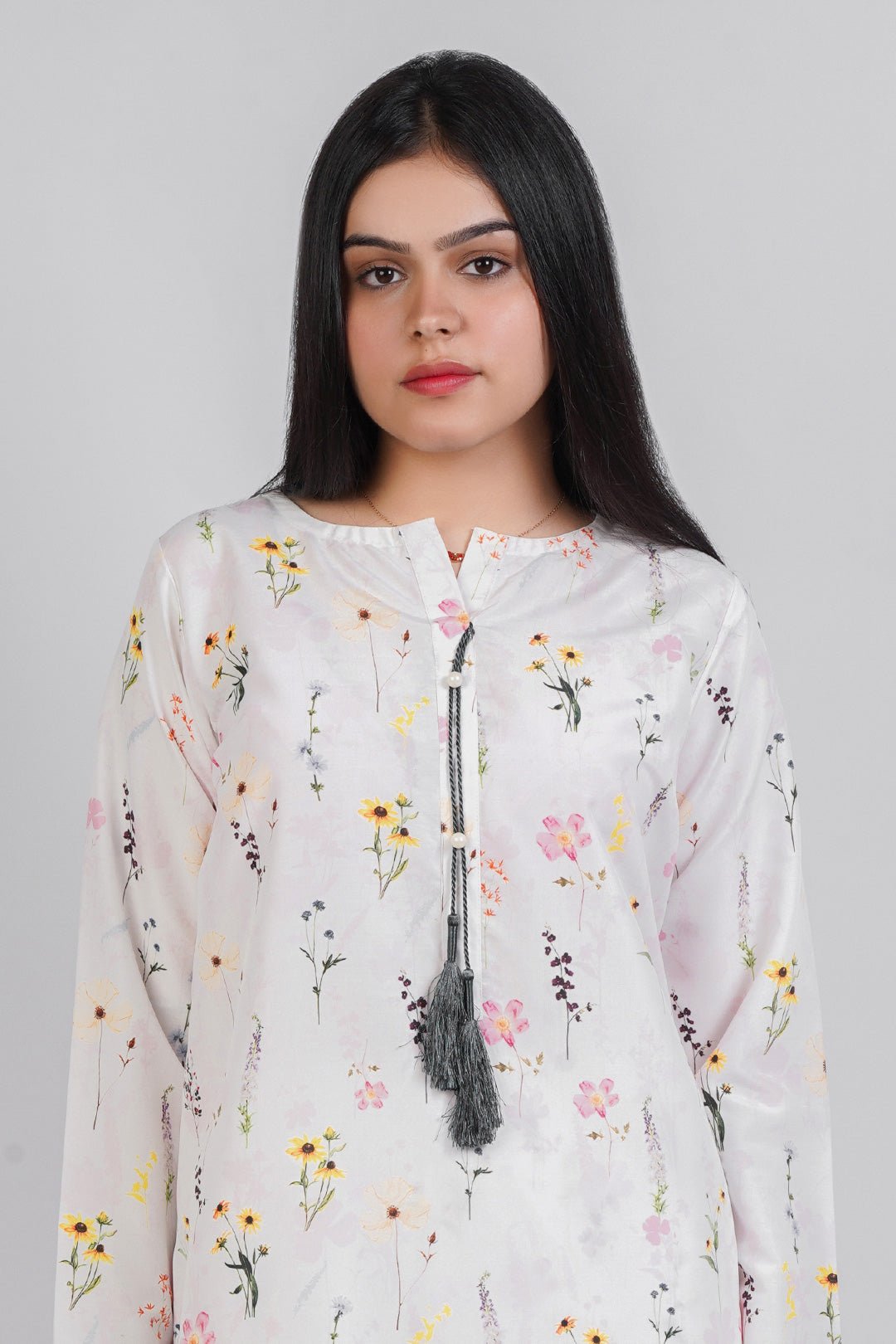 Meadow Charm - Musa & Mani