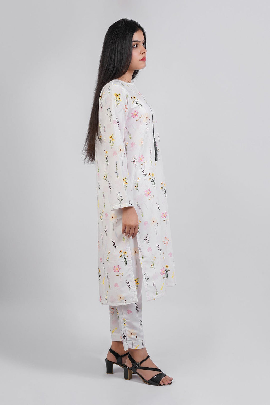 Meadow Charm - Musa & Mani