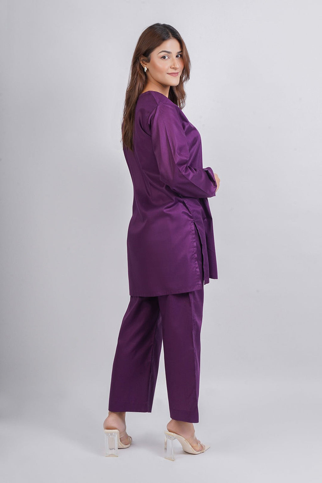 Regalia - Musa & Mani